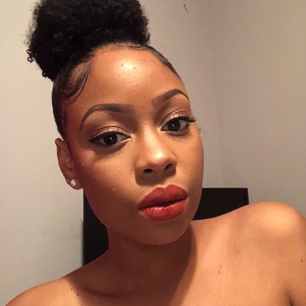 Meet your Posher, Ashley